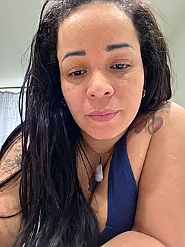 kellysofia online show from 02-27-26, 07:36