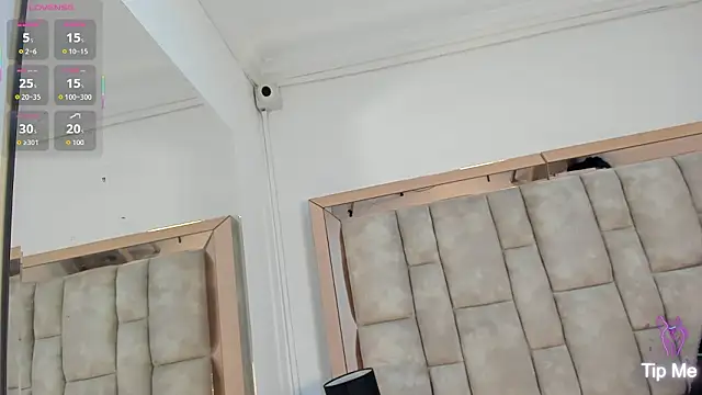 Titan Moreno  online show from 03-24-26, 11:59