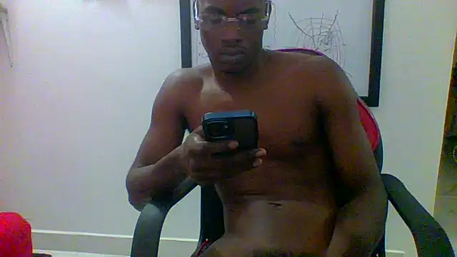 Snapshot of charles_king chatting on 05-15-26, 11:56 charles king online show from 05-15-26, 11:56