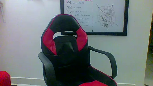 Snapshot of charles_king chatting on 05-16-26, 12:07 charles king online show from 05-16-26, 12:07