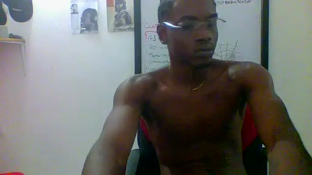 Snapshot of charles_king chatting on 05-16-26, 12:29 charles king online show from 05-16-26, 12:29