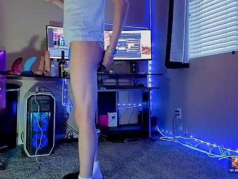 Snapshot of sam_damn chatting on 05-15-26, 11:01 sam damn online show from 05-15-26, 11:01