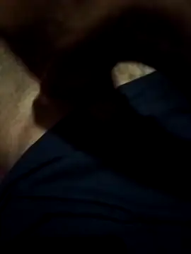 Snapshot of Victorpau22cm chatting on 03-01-26, 01:51 Victorpau22cm online show from 03-01-26, 01:51