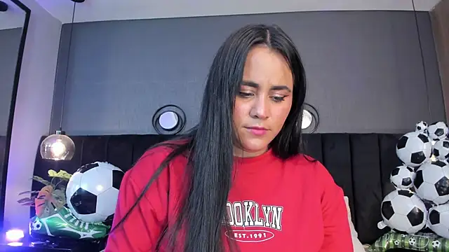 Snapshot of alejandra__garcia chatting on 06-24-26, 03:38 alejandra garcia online show from 06-24-26, 03:38