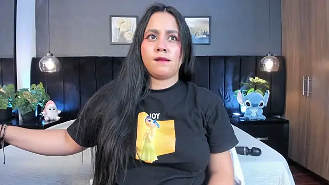 Snapshot of alejandra__garcia chatting on 07-01-26, 03:19 alejandra garcia online show from 07-01-26, 03:19