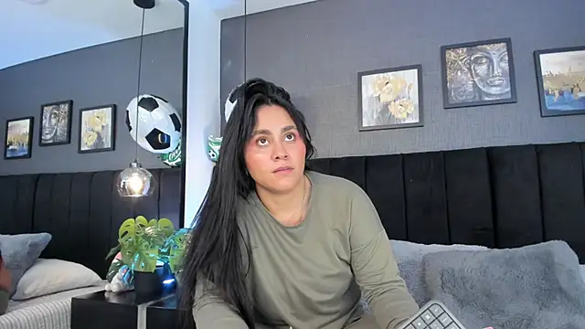 Snapshot of alejandra__garcia chatting on 07-03-26, 03:35 alejandra garcia online show from 07-03-26, 03:35