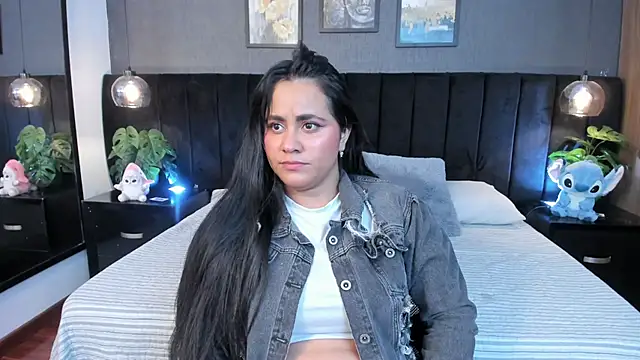 Snapshot of alejandra__garcia chatting on 07-04-26, 03:35 alejandra garcia online show from 07-04-26, 03:35