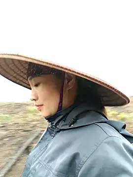 Lilinn  online show from 03-06-26, 12:18