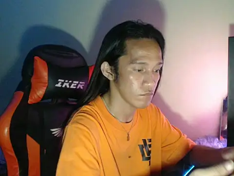 Snapshot of ashelyxyn69xx chatting on 04-06-26, 01:23 ashelyxyn69xx online show from 04-06-26, 01:23