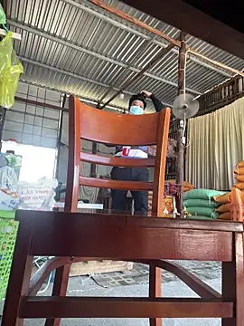 hoang15075 online show from 04-09-26, 07:58