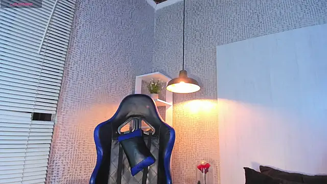mxli divine  online show from 07-05-26, 03:41