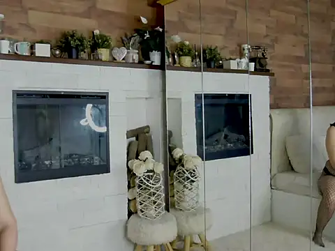 Snapshot of EveHart chatting on 03-03-26, 05:13 EveHart online show from 03-03-26, 05:13