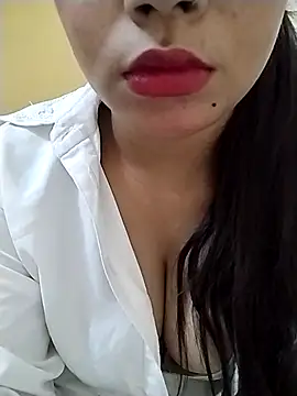 Snapshot of Bhawika-Kashap chatting on 06-01-26, 09:44 Bhawika-Kashap online show from 06-01-26, 09:44