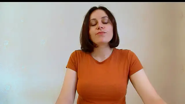 Snapshot of Inessa_beauty chatting on 06-20-26, 06:38 Inessa beauty online show from 06-20-26, 06:38