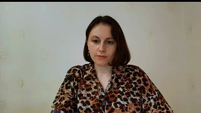 Snapshot of Inessa_beauty chatting on 07-25-26, 05:43 Inessa beauty online show from 07-25-26, 05:43