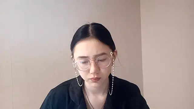 Snapshot of SolvedGlobe chatting on 04-02-26, 03:09 SolvedGlobe online show from 04-02-26, 03:09