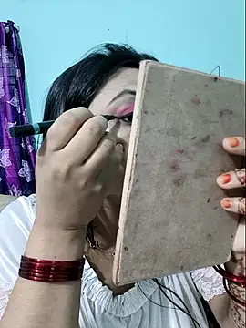 Beauty-3 online show from 04-26-26, 01:25