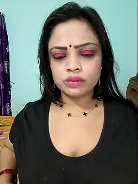 Snapshot of Beauty-3 chatting on 05-01-26, 08:35 Beauty-3 online show from 05-01-26, 08:35