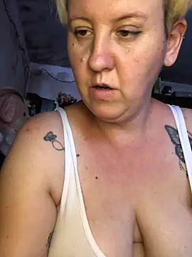 Snapshot of SofiaAmour chatting on 06-14-26, 02:30 SofiaAmour online show from 06-14-26, 02:30