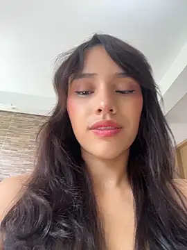 Mia-villalobos online show from 05-03-26, 03:29