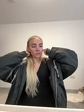 Naughtyblondex online show from 04-01-26, 08:28