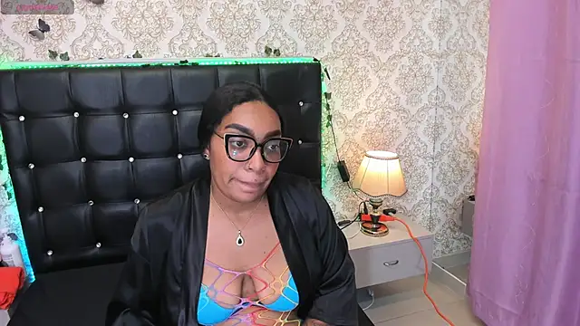 Piel Canella online show from 04-20-26, 01:25