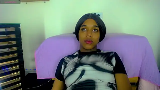 Snapshot of Nashla_D_- chatting on 04-02-26, 09:34 Nashla D - online show from 04-02-26, 09:34