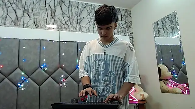 Steve Hotman online show from 03-29-26, 01:22