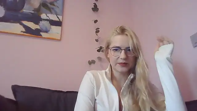 Kiss To Remember online show from 03-18-26, 10:29