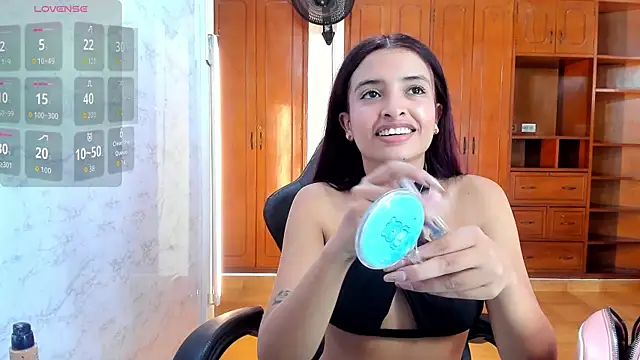 lizzie skinny online show from 03-18-26, 07:06