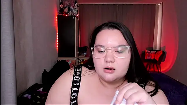 Snapshot of YoshinoSomei chatting on 03-27-26, 08:26 YoshinoSomei online show from 03-27-26, 08:26