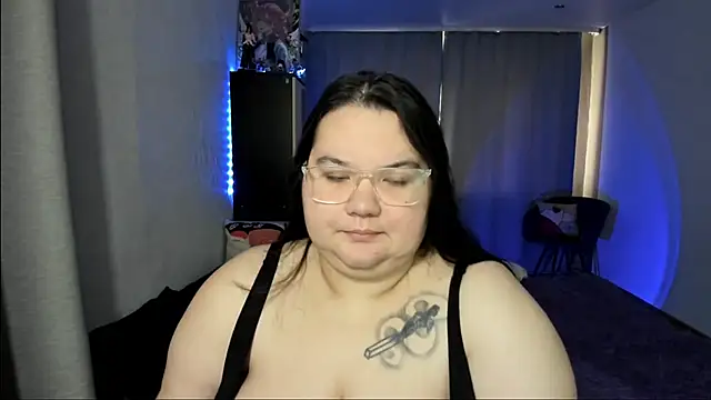 Snapshot of YoshinoSomei chatting on 04-16-26, 05:52 YoshinoSomei online show from 04-16-26, 05:52