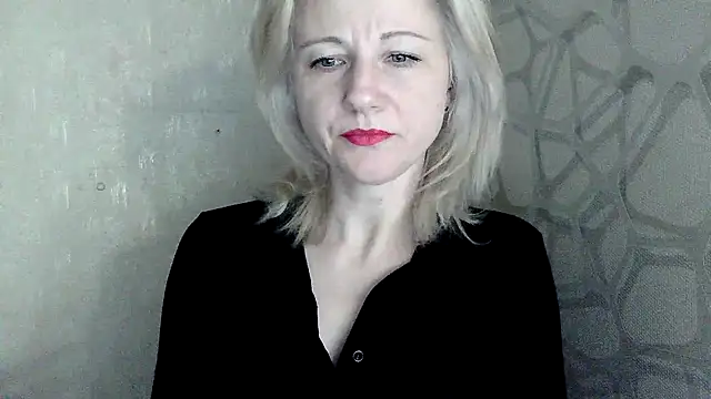Snapshot of Katerina-Kissa chatting on 03-11-26, 07:53 Katerina-Kissa online show from 03-11-26, 07:53
