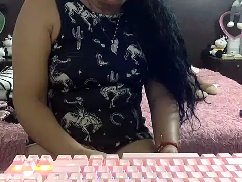 mommy-Milf online show from 04-07-26, 02:01