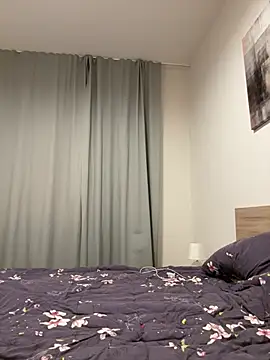 Snapshot of KamilaIv chatting on 03-06-26, 07:10 KamilaIv online show from 03-06-26, 07:10