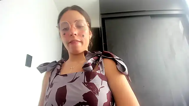Snapshot of Miranda-cambell chatting on 07-19-26, 08:23 Miranda-cambell online show from 07-19-26, 08:23