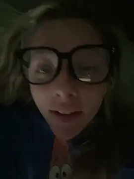 imkhloe online show from 04-27-26, 05:44