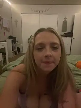 imkhloe online show from 05-11-26, 01:11