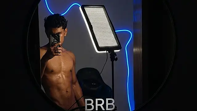 jossi12345j online show from 04-04-26, 02:36