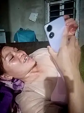 dualeo11 online show from 04-21-26, 02:45