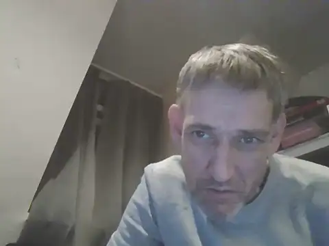 DOUBLETROUBLE7773 online show from 03-25-26, 12:16