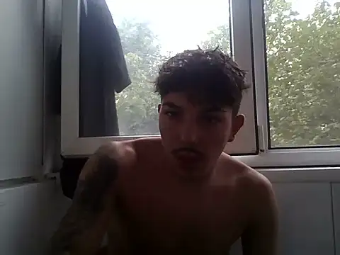 danbig01 online show from 08-09-26, 07:57