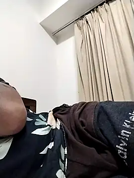 Snapshot of Saikat0085 chatting on 03-17-26, 06:33 Saikat0085 online show from 03-17-26, 06:33