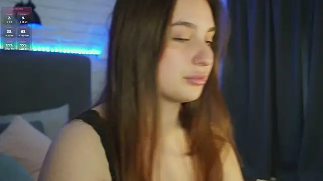 Nicole De Lux online show from 04-06-26, 12:28