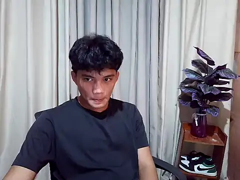 Snapshot of marksurelyhard chatting on 03-19-26, 04:11 marksurelyhard online show from 03-19-26, 04:11