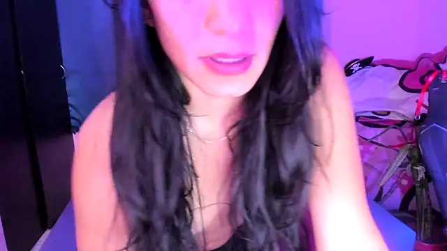 Snapshot of doll_katiuska chatting on 07-04-26, 12:22 doll katiuska online show from 07-04-26, 12:22
