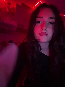 Snapshot of Claraaaaa06 chatting on 03-11-26, 08:37 Claraaaaa06 online show from 03-11-26, 08:37