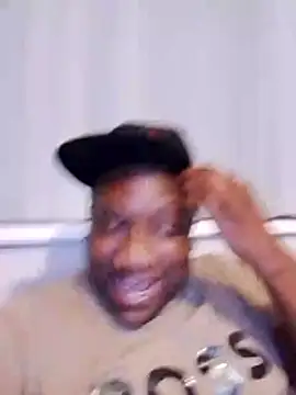 Deluxecrush online show from 04-18-26, 02:37