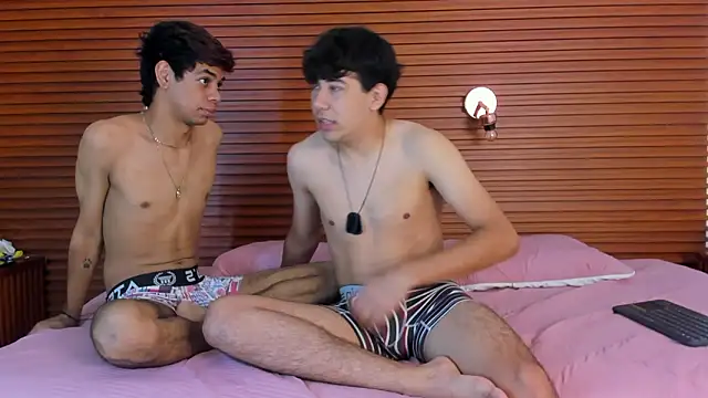 Snapshot of peakk_twiinns chatting on 03-11-26, 11:27 peakk twiinns online show from 03-11-26, 11:27