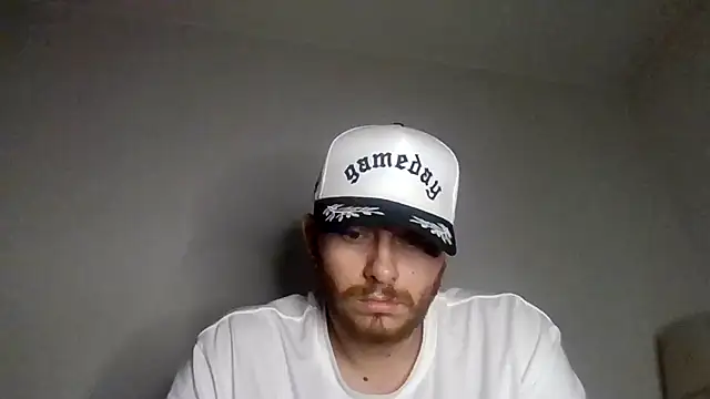 Snapshot of TallHungandCloudy69 chatting on 04-01-26, 06:25 TallHungandCloudy69 online show from 04-01-26, 06:25